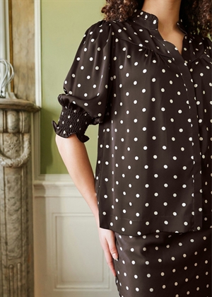 Diana dot bluse Dark Brown Neo Noir 